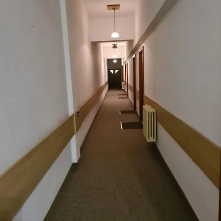 Inn Cierny Orol